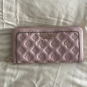 *SOLD* GUESS wallet light pink